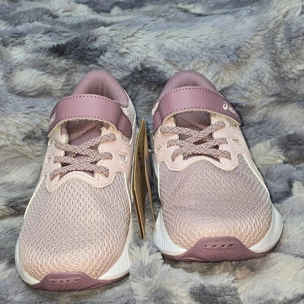NWT ASICS PRE EXCITE 10 PRE-SCHOOL in‎ Watershed Rose/Pale Pink Shoes size 2.5